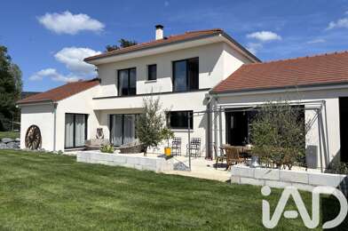 Maison 5 pièces 440000 €
