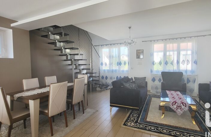 Vente Maison/villa 5 pièces — photo 4