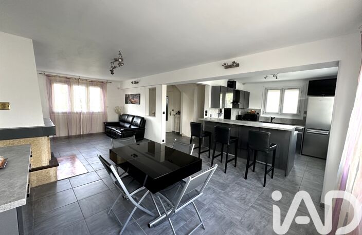 Vente Maison/villa 4 pièces — photo 3