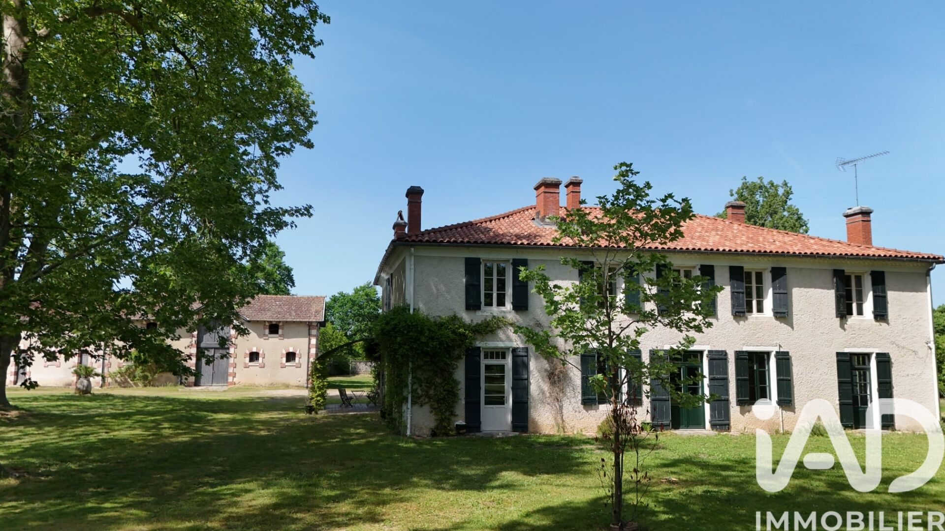 Vente Maison/villa 10 pièces - Photo 3