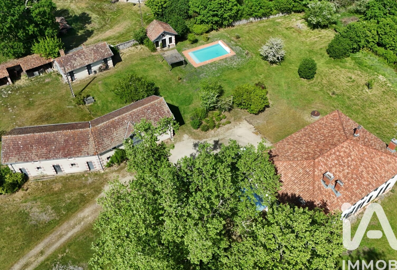 Vente Maison/villa 10 pièces — photo 1