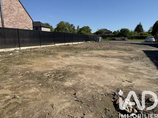 Vente Terrain à bâtir 739 m&sup2; — photo du bien