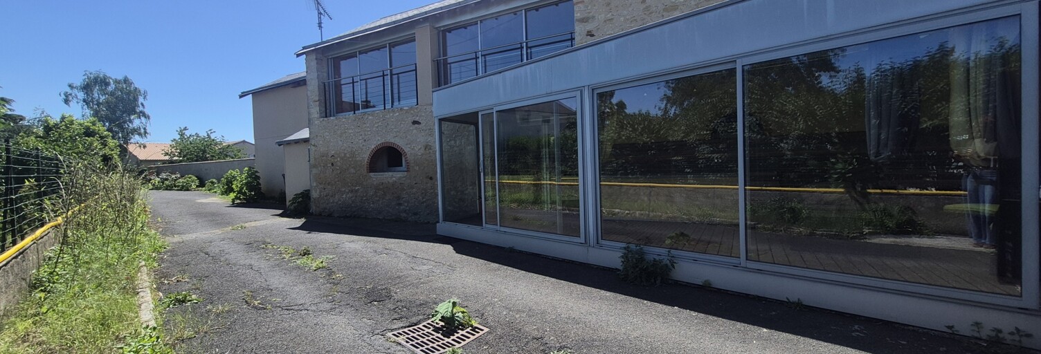 Maison 5 Pièces 138 m² à vendre à Saint-Généroux (79600)