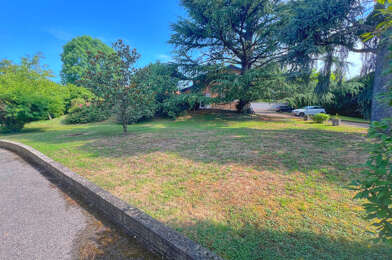 Terrain  229000 €