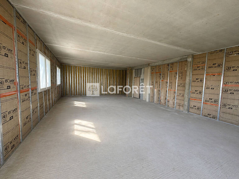 Local commercial de 71m² à aménager — photo 1