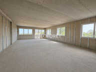 Local commercial de 71m² à aménager — photo 2
