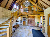 EXCEPTIONNELLE PROPRIÉTÉ FAMILIALE AUX VOLUMES RARES UN VÉRITABLE COUP DE COEUR — photo 2