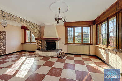 Maison 8 pièces 399900 €