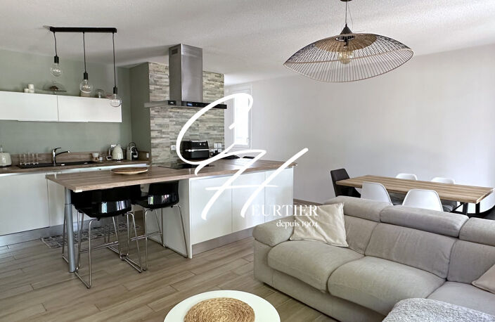St Ismier - Belle maison de 100m2 avec garage et jardin — photo 4
