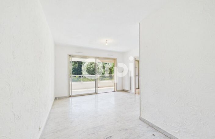 RÉSIDENCE AVEC PISCINE - LUMINEUX - SÉCURISÉE - PROCHE COMMERCES — photo 2