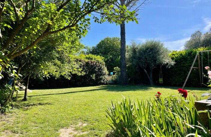 À vendre belle maison 5 chambres et grand jardin à Montélimar — photo 2