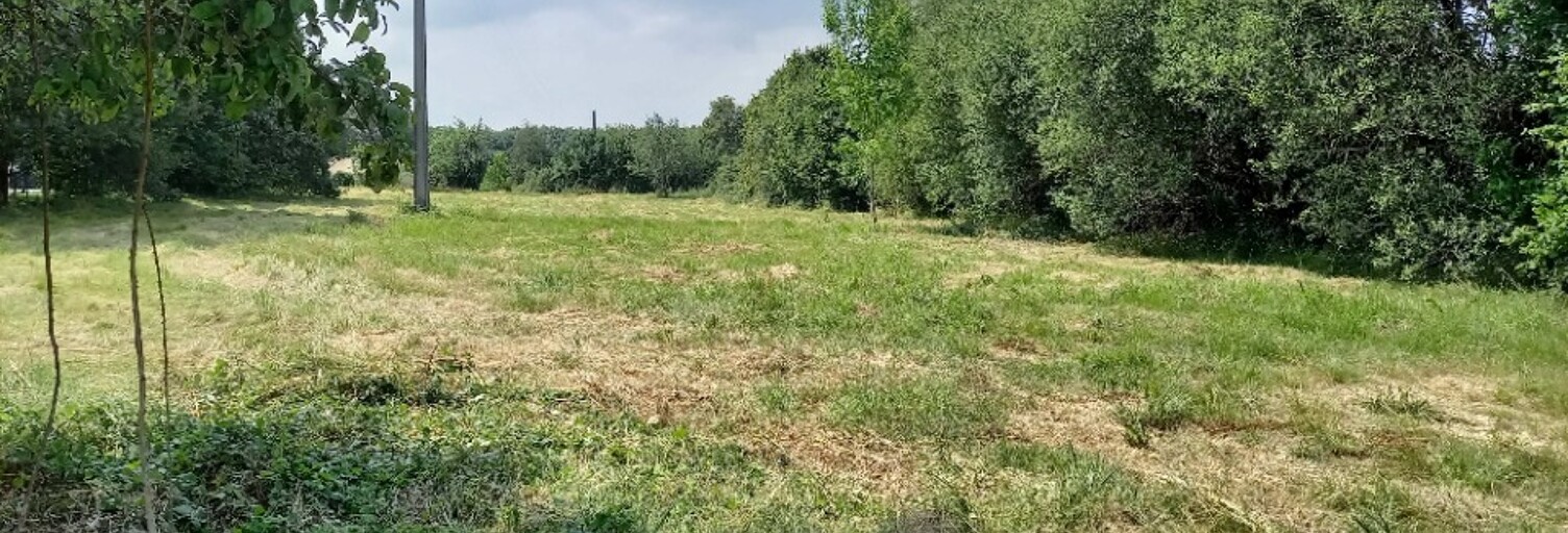 Terrain  2500 m² à vendre à Nontron (24300)