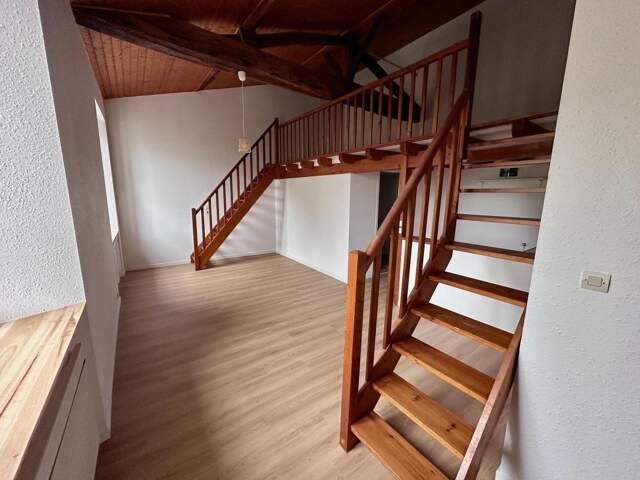 Appartement À Louer en centre ville — photo du bien