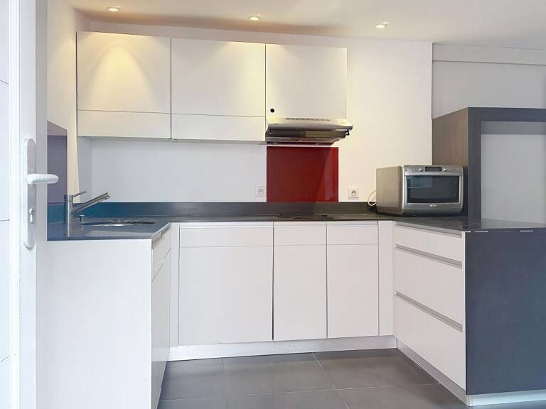 Appartement À Vendre  LA ROCHELLE — photo 1