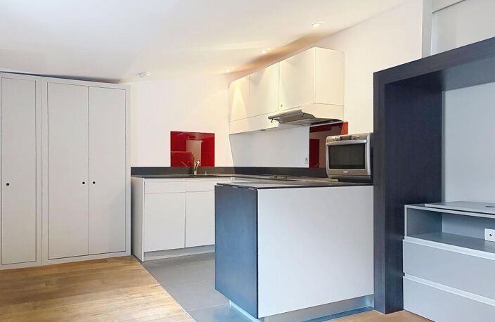 Appartement À Vendre  LA ROCHELLE — photo 3
