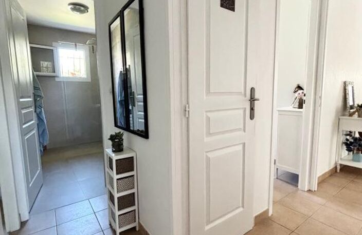 Jolie maison T4 plain pied À Vendre — photo 5