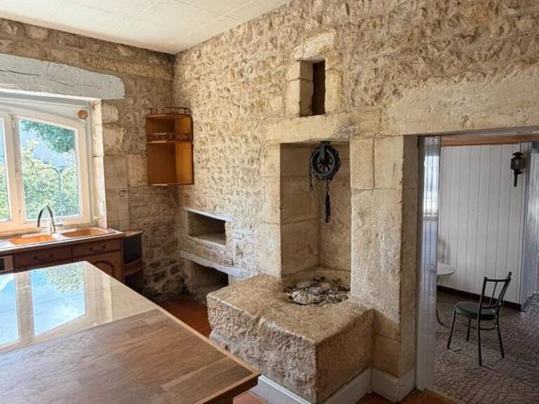 Agris. Maison 148 m² avec jardin et garage — photo 1