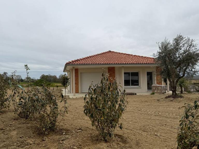 Maison neuve très haut de gamme (RE 2020- DPE A/A) de 5 pièces avec garage à 5 KMS de NOGARO (32) à Sainte Christie d'Armagnac — photo 1
