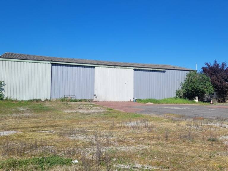 37800  DRACHE - A vendre bâtiment d'activité garage automobile libre de toute activité - Surface 500 m² sur terrain 4 000 m² — photo 1