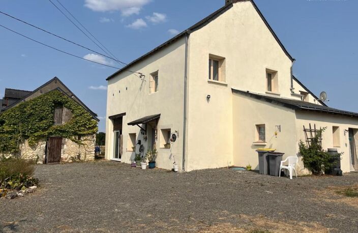 Maison Ancienne de Caractère à Broc, Maine-et-Loire — photo 3