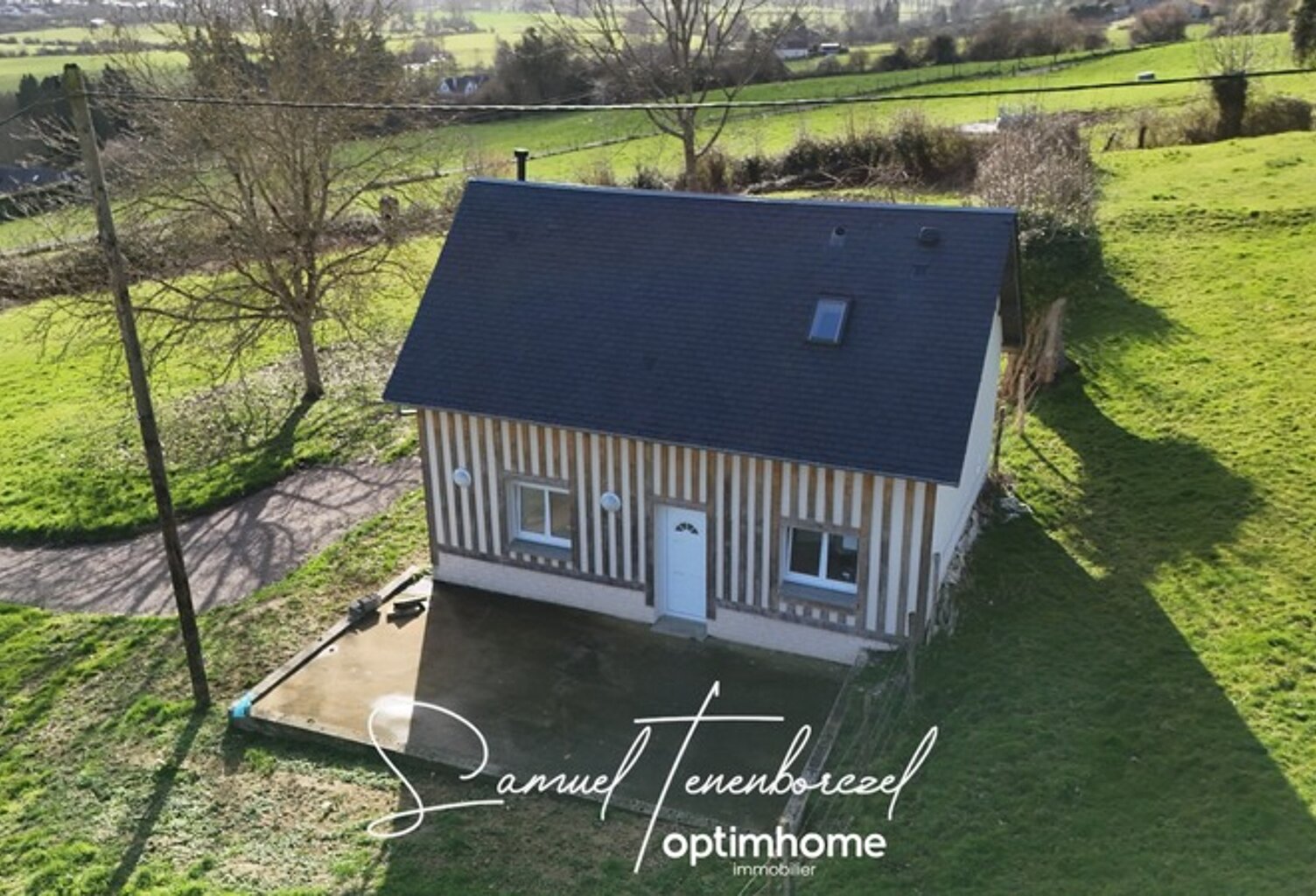 Maison contemporaine avec vue exceptionnelle sur la vallée de la Touques – COQUAINVILLIERS (14130) — photo 1
