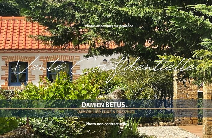 Maison à vendre 6 pièces proche de CHALLANS (85), jardin, double carport, charme — photo 3