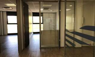 Bureau 7 Pièces 200 m² à louer à Rillieux-la-Pape (69140)