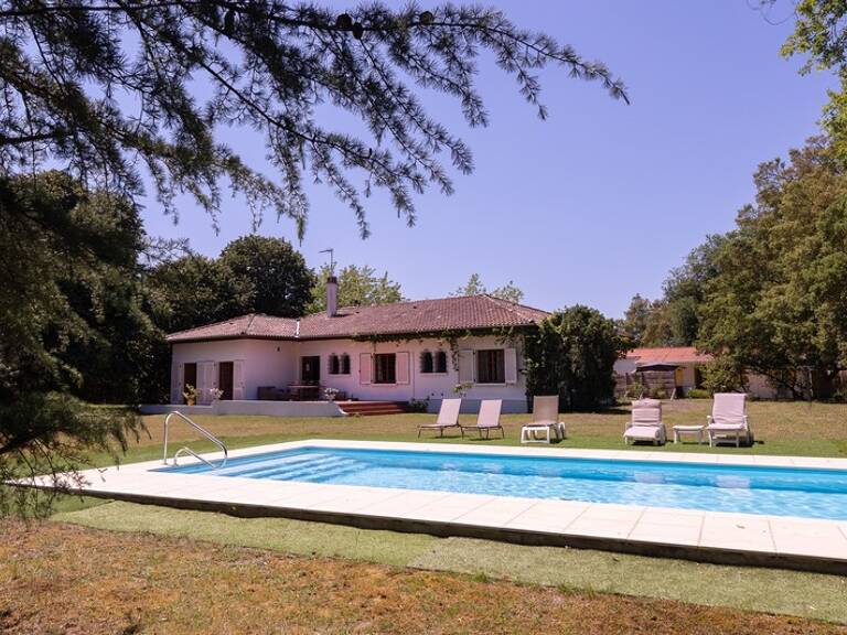 Labenne (40) - À VENDRE – Maison familiale avec parc de près d'un hectare, piscine et logement indépendant — photo 1