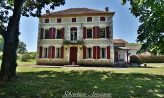 Maison 8 Pièces 270 m² à vendre à Lafitte-sur-Lot (47320)