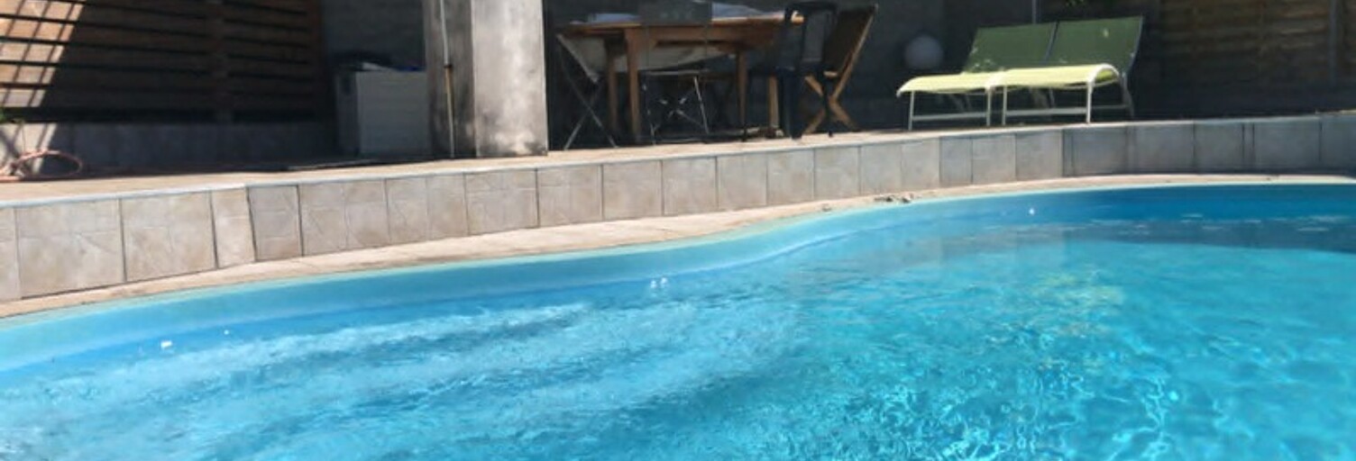 Maison 8 Pièces 259 m² à vendre à Sainte-Marie (97438)