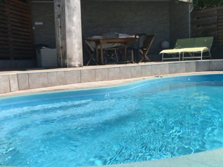 Maison à vendre 8 pièces LA GRANDE MONTEE (974) — photo 1