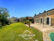Villa de plain pied de 150 m² avec vue sur le trou numéro 10 , au Domaine et Golf de Pont Royal, terrain 628 m² ,  4 chambres, piscine, garage — photo 2