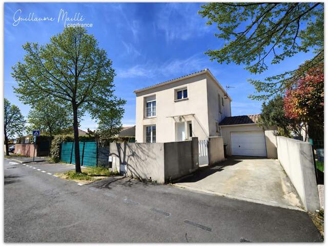 Exclusivité - Villa contemporaine de 106m² pour 4 pièces avec jardin et garage - proche SERVIAN (34290) — photo du bien