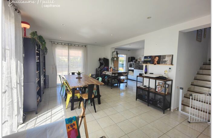 Exclusivité - Villa contemporaine de 106m² pour 4 pièces avec jardin et garage - proche SERVIAN (34290) — photo 3