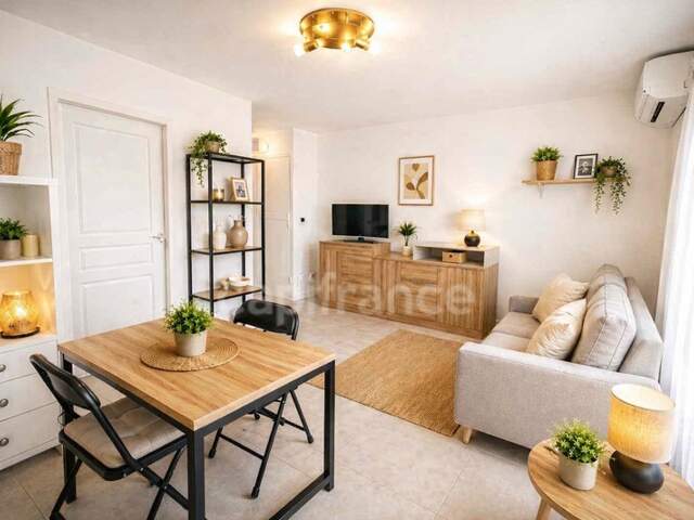 AGDE – LE STUDIO QUI A TOUT : TERRASSE + GARAGE 14 M² + DERNIER ÉTAGE — photo du bien