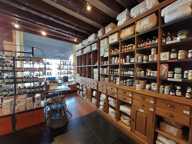 Fonds de commerce HERBORISTERIE - Chambéry Intramuros — photo 4