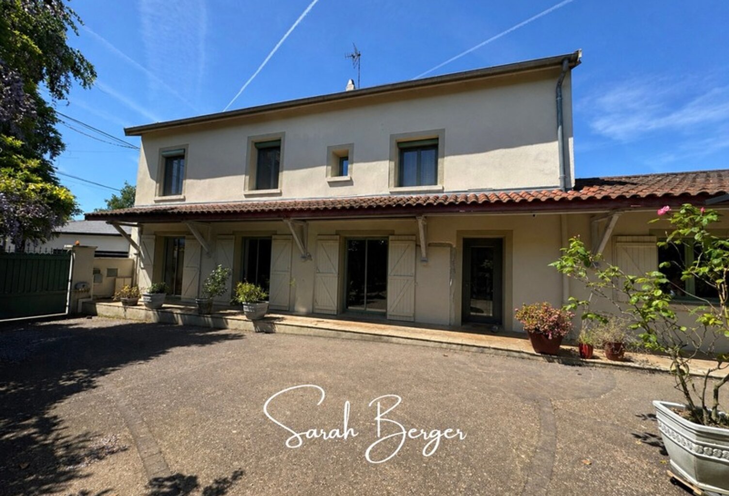 Maison de caractère rénovée de 180 m² avec terrain de 920 m² à Jonage — photo 1