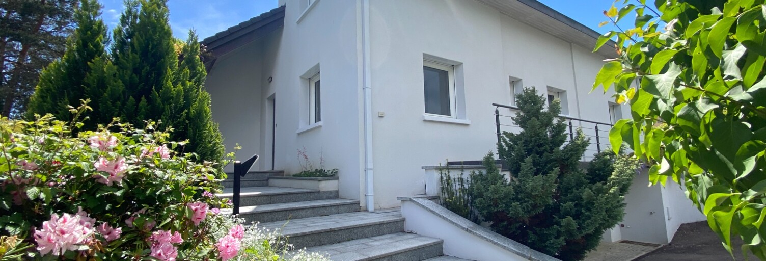 Maison 9 Pièces 300 m² à vendre à Belfort (90000)