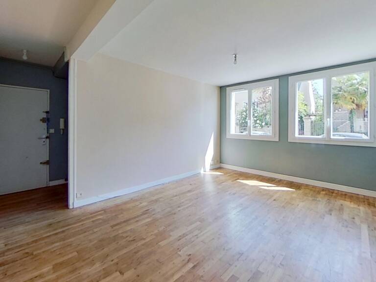 Appartement à vendre 3 pièces RENNES (35) Jeanne d’Arc / Michelet – Appartement T3 traversant de 58 m² – cave – métro ligne B — photo 1