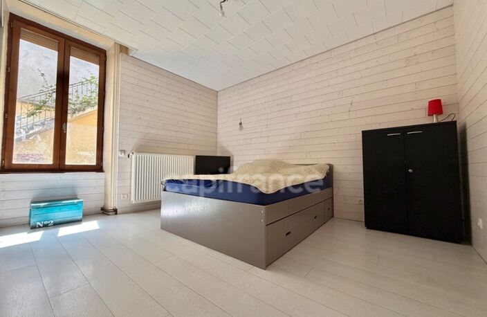 APPARTEMENT 61 M2, 2 CHAMBRE, COUR DE 80 M2, GARAGE, FIBRE OPTIQUE, DOUBLE VITRAGE + VOLETS ROULANTS, CAVE DE 31 M2, FAIBLE CHARGES DE COPROPRIÉTÉ — photo 4