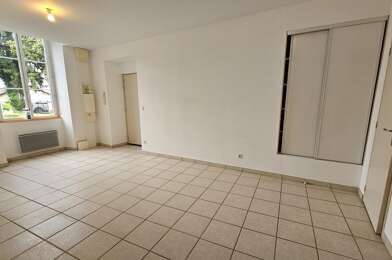 Appartement 3 pièces 790 €