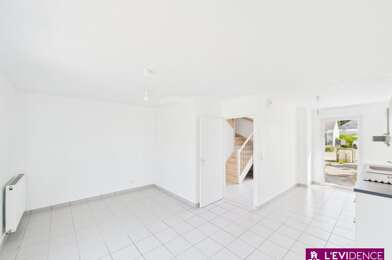 Maison 4 pièces 367820 €