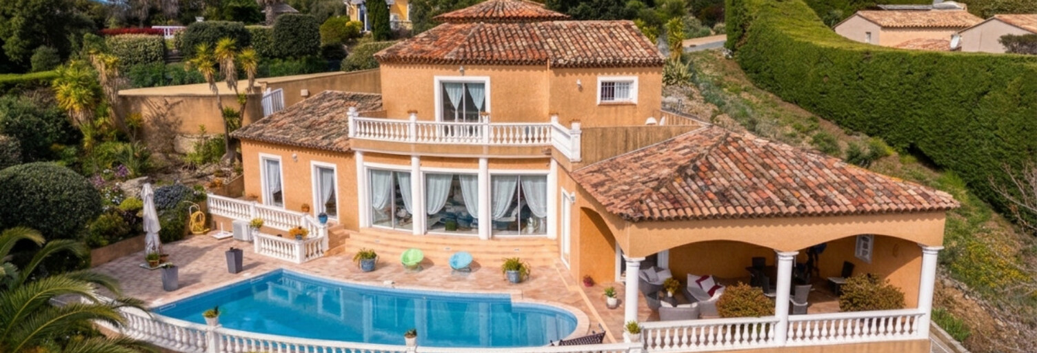 Maison 7 Pièces 210 m² à vendre à Sainte-Maxime (83120)