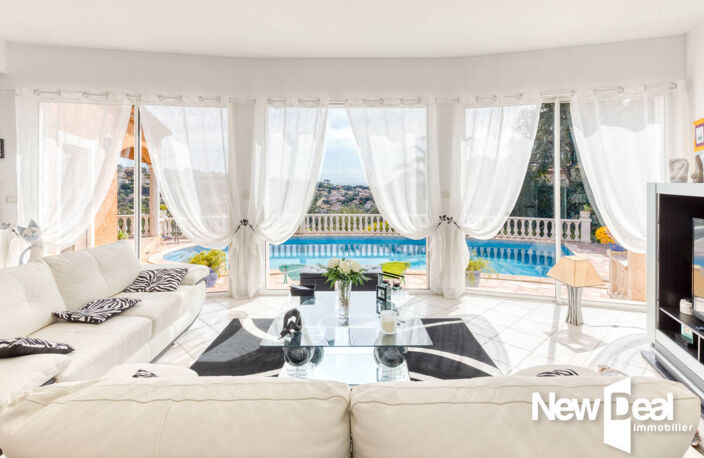 Villa d'architecte 210 m², vue mer & golf, piscine-Sainte-Maxime — photo 5