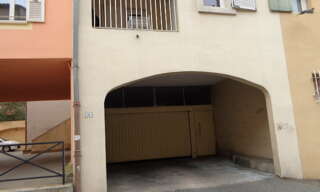 Garage   m² à louer à Draguignan (83300)
