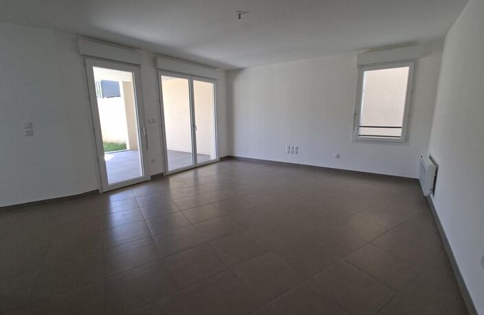 Appartement T3 avec terrasse et jardin — photo 4
