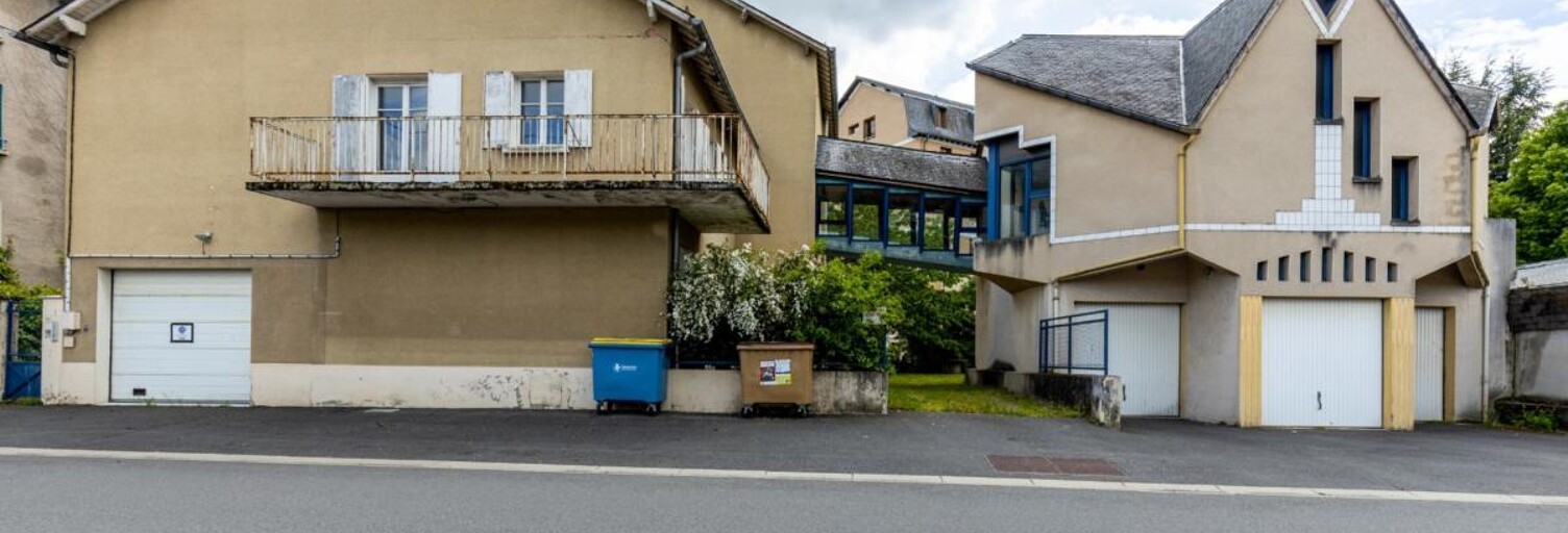Immeuble  547 m² à vendre à Mende (48000)