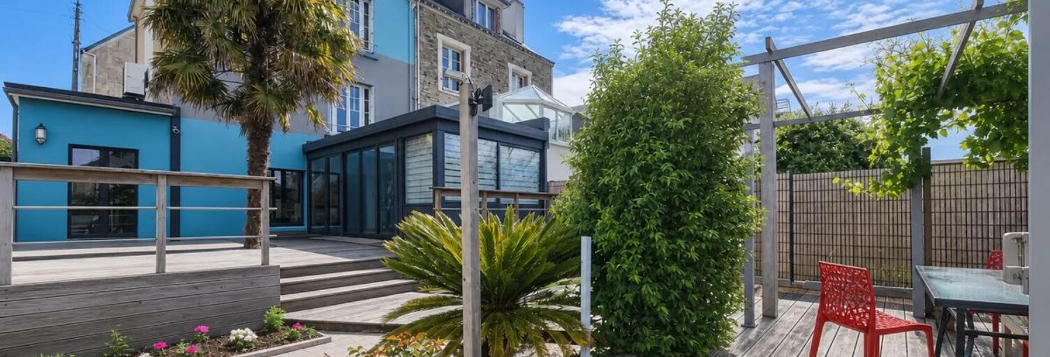 Maison 8 Pièces 185 m² à vendre à Lanester (56600)