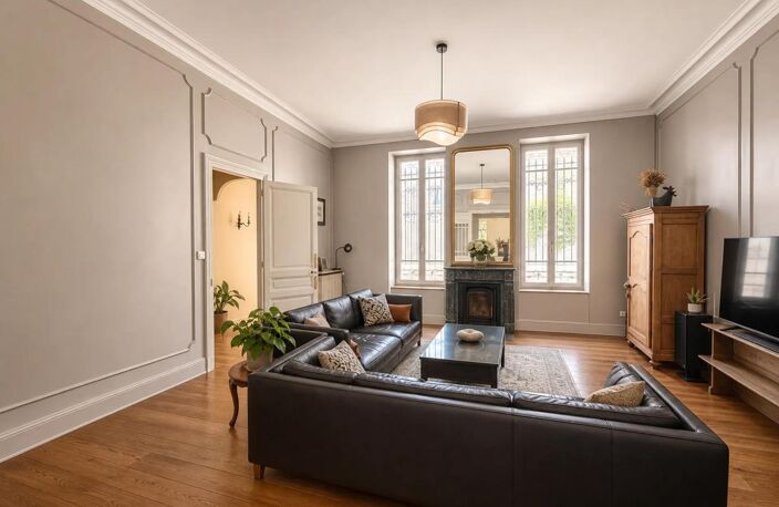 Maison de ville / hôtel particulier 15 pièces de 425 m² à Tarbes — photo 4