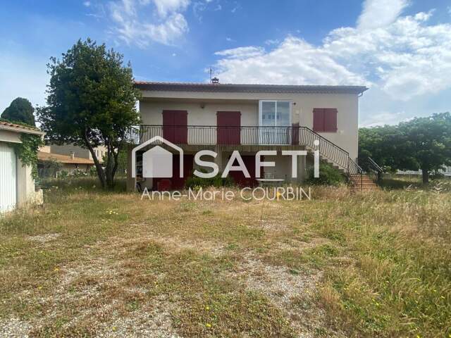 Maison Familiale sur un terrain de 1000M2 proche toutes commodités — photo du bien